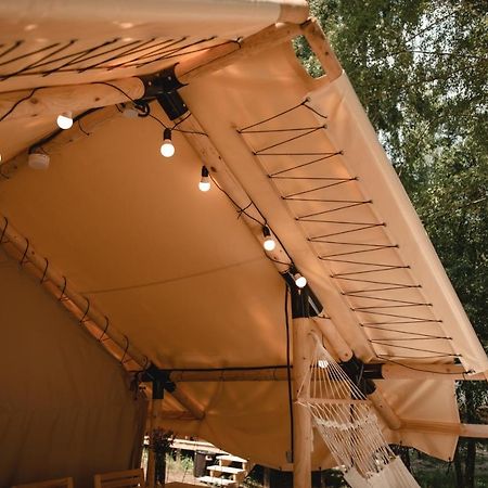 Отель Glamping Mandra Kanev Leplyavo Экстерьер фото