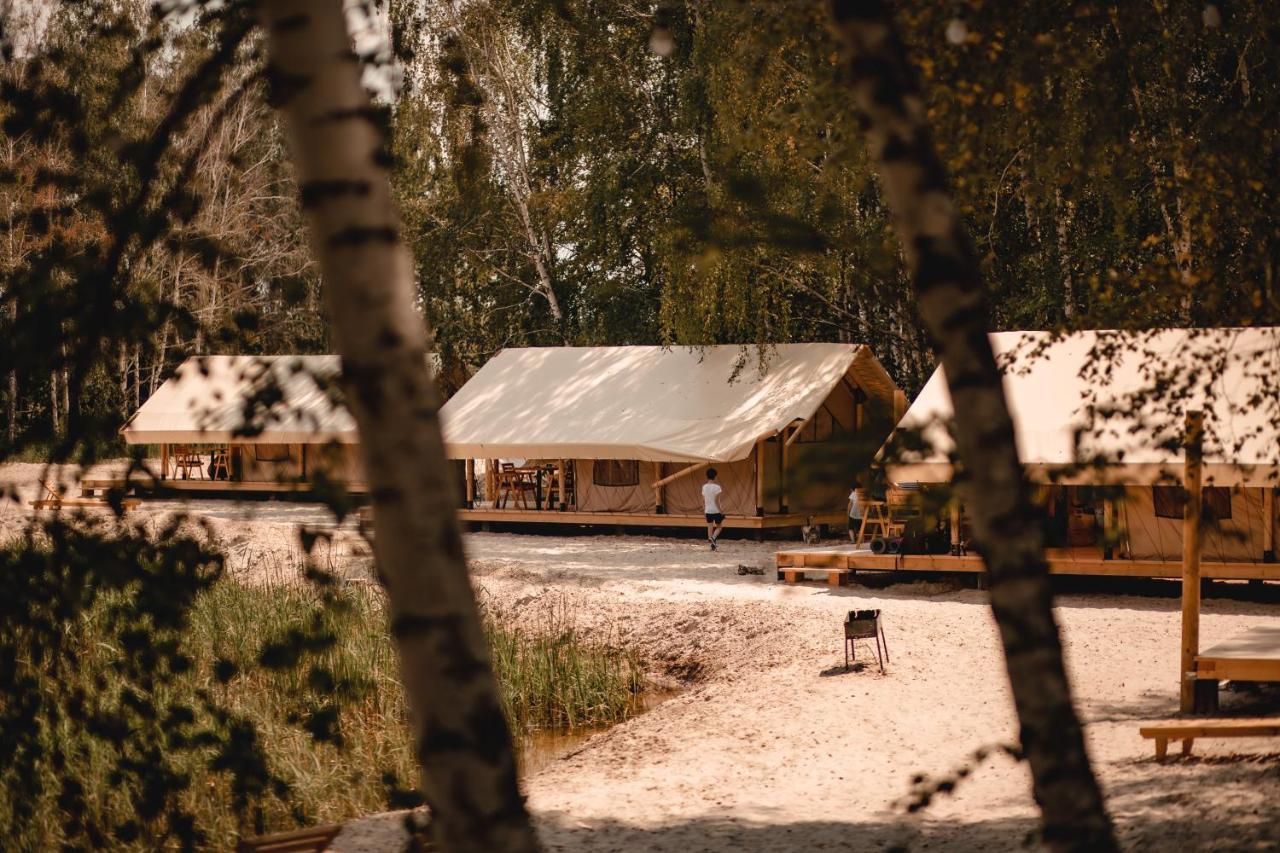 Отель Glamping Mandra Kanev Leplyavo Экстерьер фото